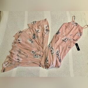 NWT. Floral Pink Maxi Dress